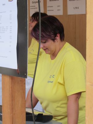 Strassen-_und_Hoffest 2014_027.jpg